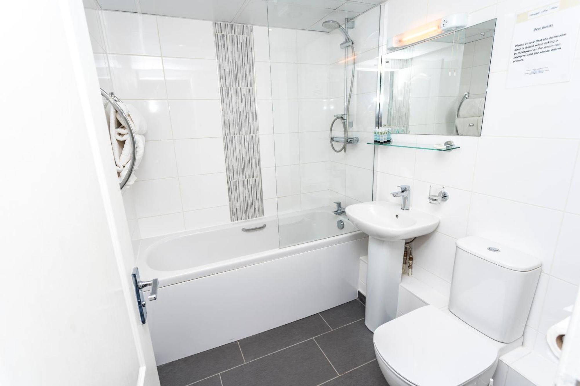 Borough Arms Hotel Newcastle-under-Lyme Luaran gambar