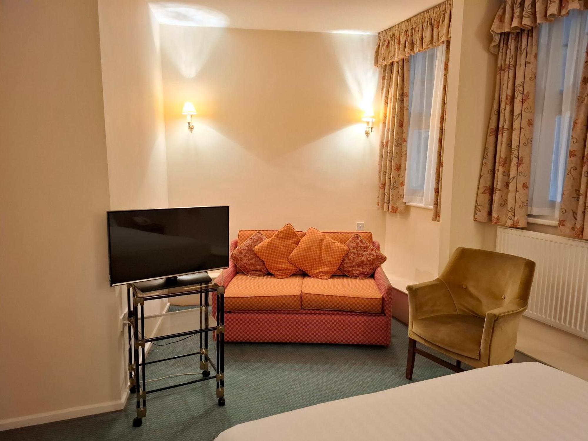 Borough Arms Hotel Newcastle-under-Lyme Luaran gambar